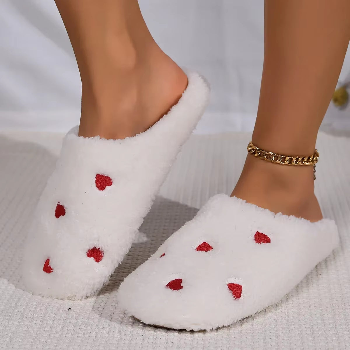 Winter Women'S Heart-Shaped Slippers Love Mute Soft Sole Shoes Indoor Comfortable Cute Silent Carpet Light Living Room